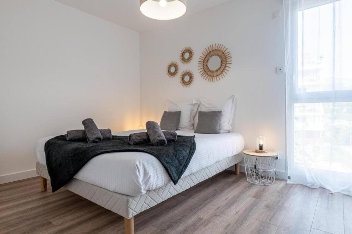 La Belle Vue - Garage Terrasse Wi-Fi Netflix Disney+ Annecy Exterior photo